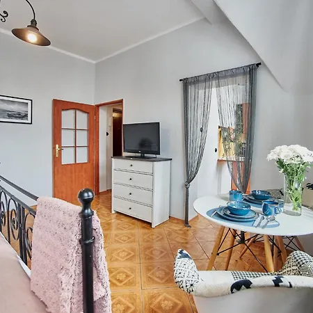 Daire Golden Hour Apartments- Boleslawa Chrobrego 8