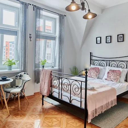 Golden Hour Apartments- Boleslawa Chrobrego 8 Swinemünde